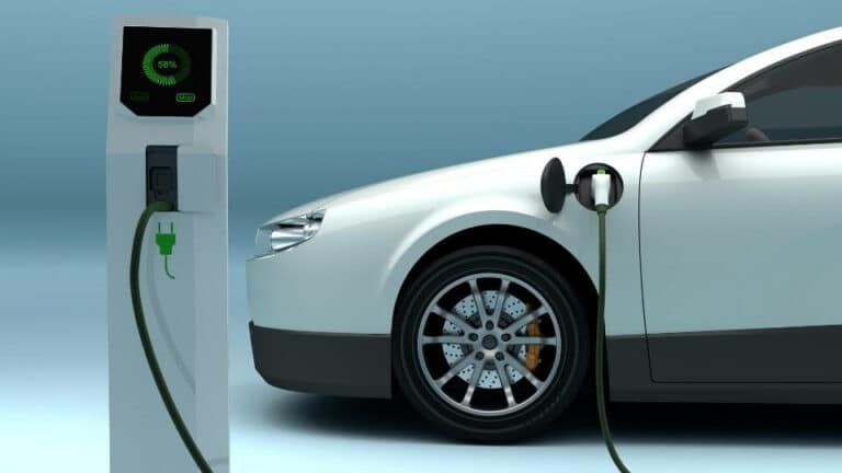 auto elettriche cosa sono e quanto costa mantenerle