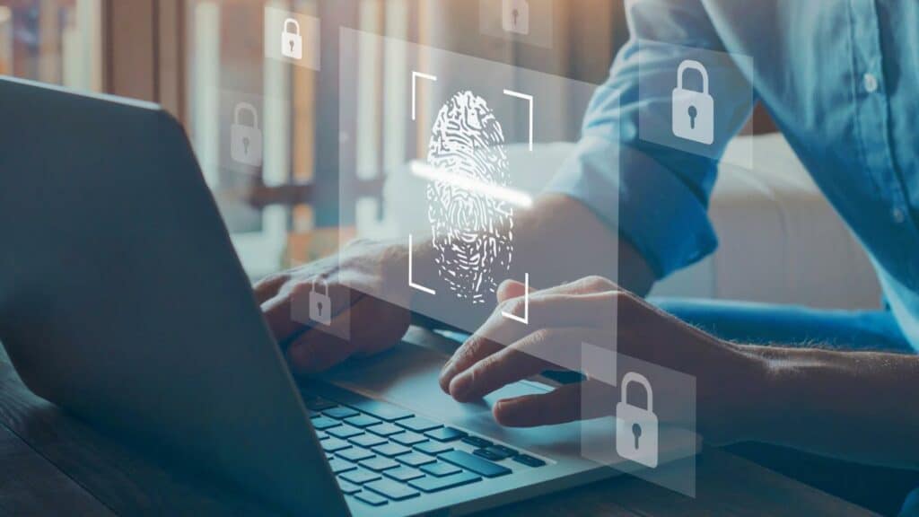 Sicurezza digitale 81 per cento degli attacchi dovuti alla disattenzione