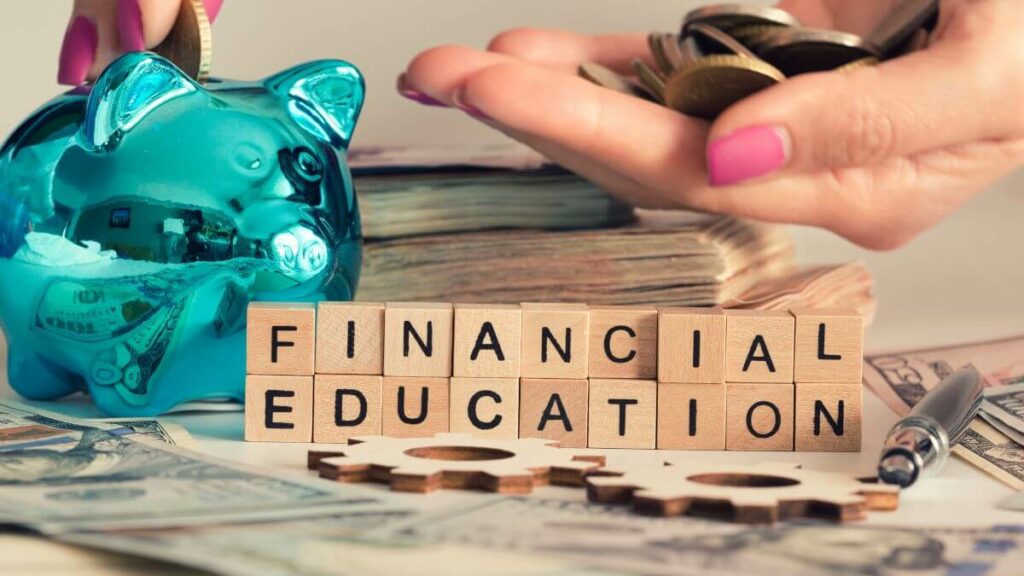 Educazione finanziaria via al disegno di legge per insegnarla a scuola