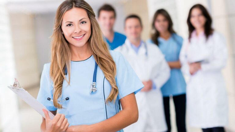 specialisti medici carenza persistente pericolo bolla