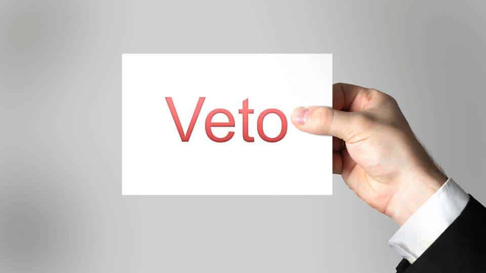 diritto di veto
