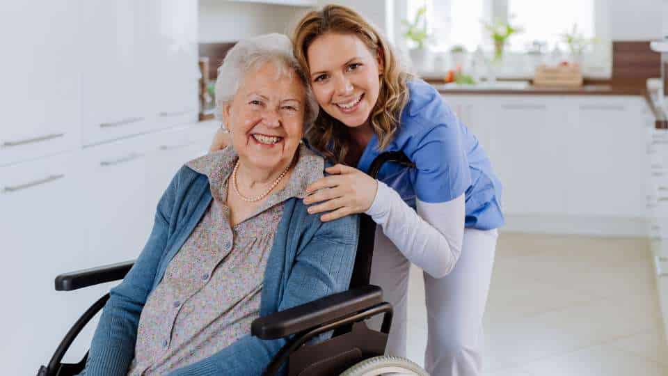Caregiver - chi è, cosa fa e quali sono i suoi diritti
