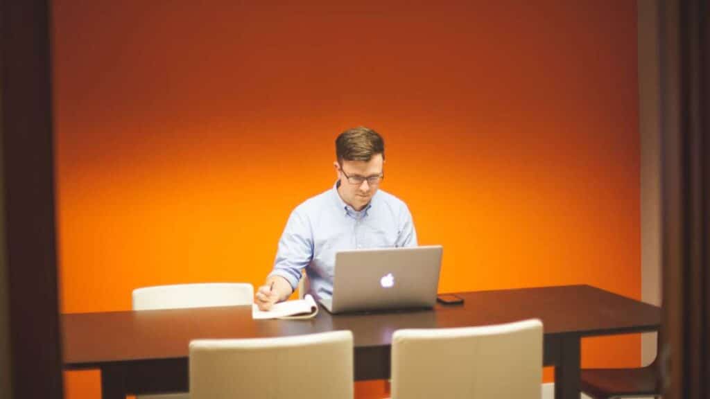 Responsabilità editoriale nei media