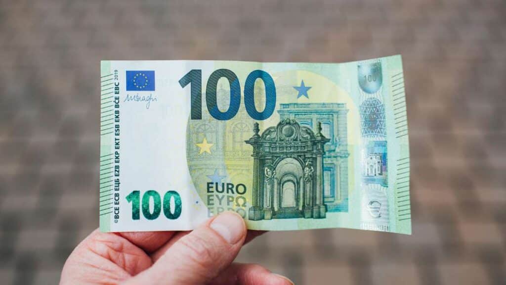 cos’è il bonus 100 euro al mese - il trattamento integrativo in busta paga