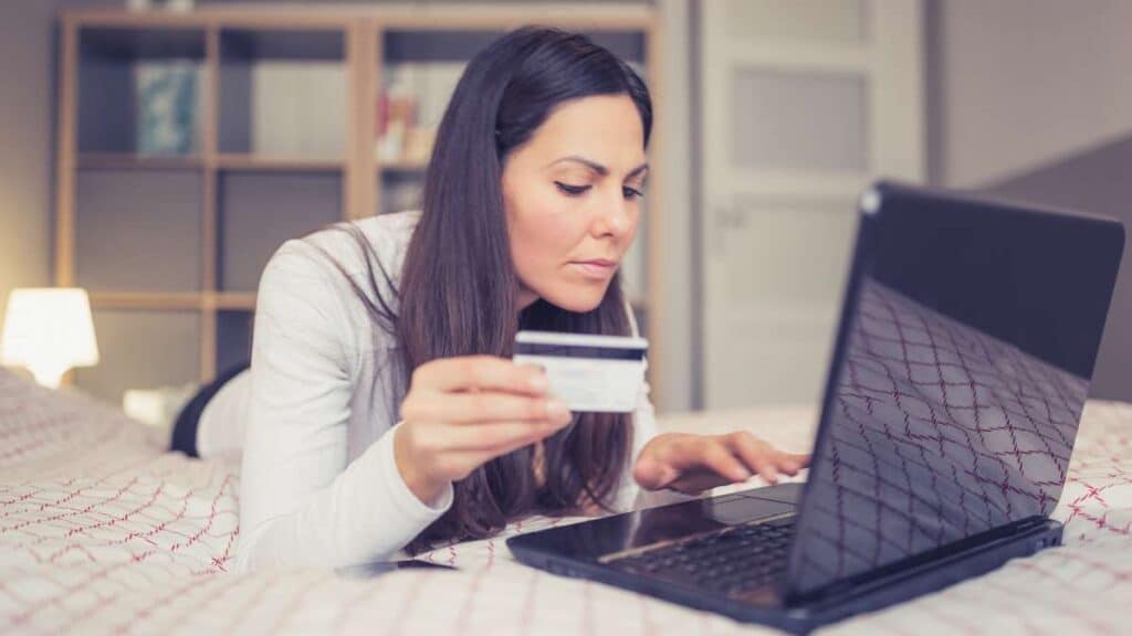 Pulsante di recesso - cosa cambia per retailer e piattaforme online