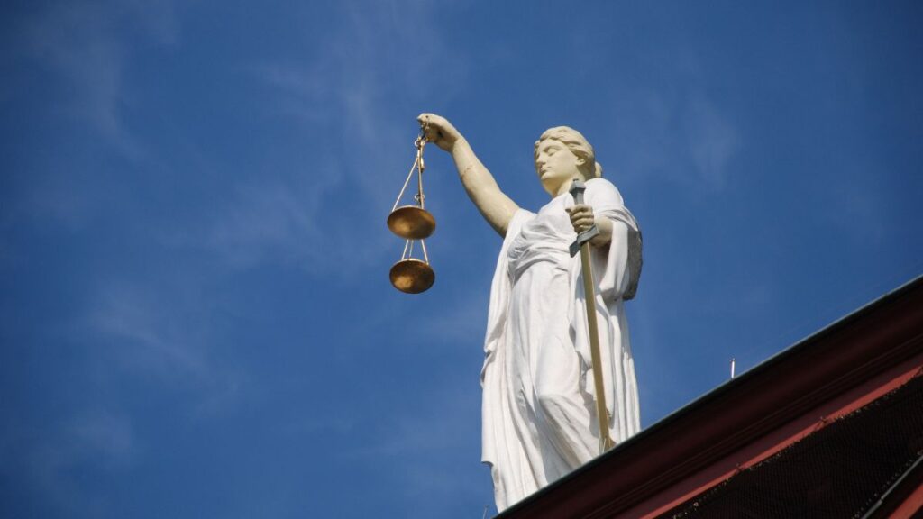 Consuetudine, trattati e principi - come nasce il diritto internazionale