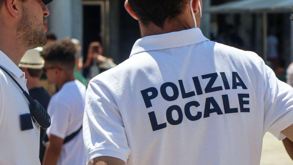 vigile urbano - compiti, requisiti e formazione richiesta